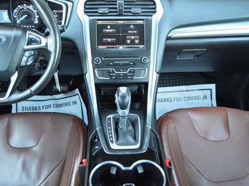 Used 2016 Ford Fusion SE w/ Equipment Group 202A image 20