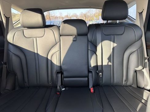 Used 2024 Genesis GV80 2.5T image 31