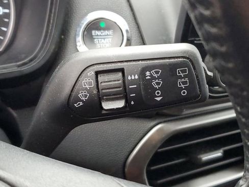 Used 2020 Ford EcoSport SE image 14