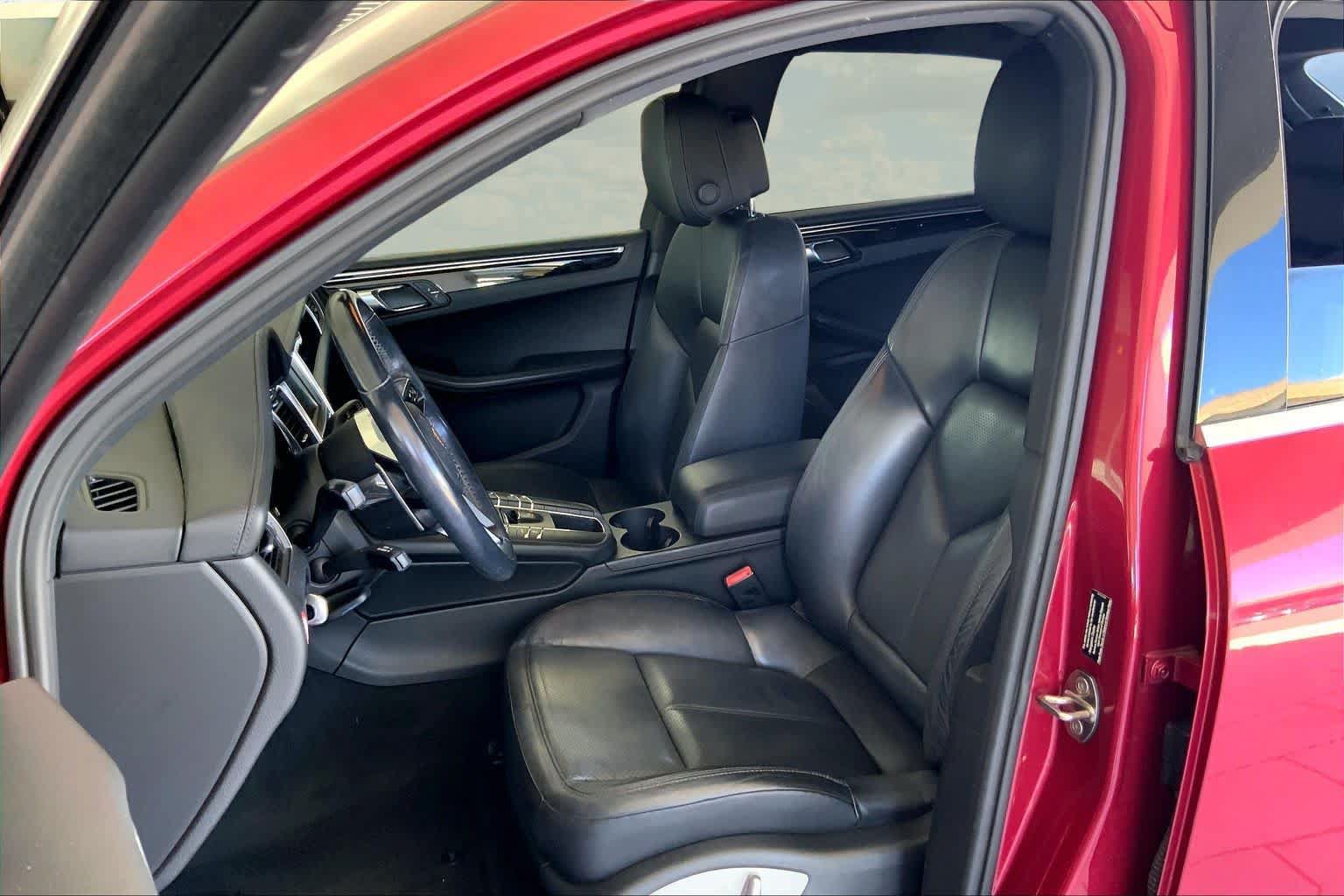 Used 2015 Porsche Macan S AWD/4WD image 11