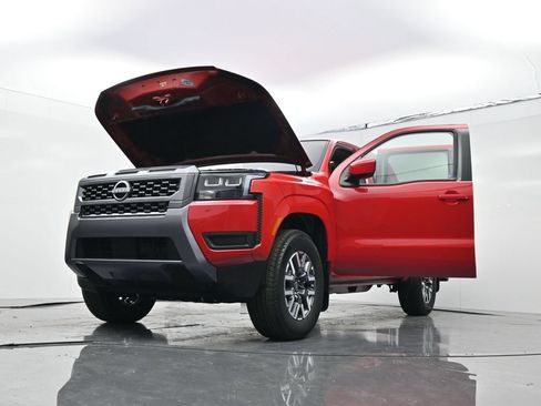 New 2026 Nissan Frontier SV w/ All-Weather Content Package RWD image 32