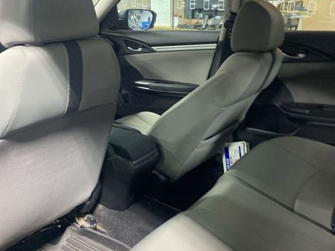 Used 2019 Honda Civic EX image 8