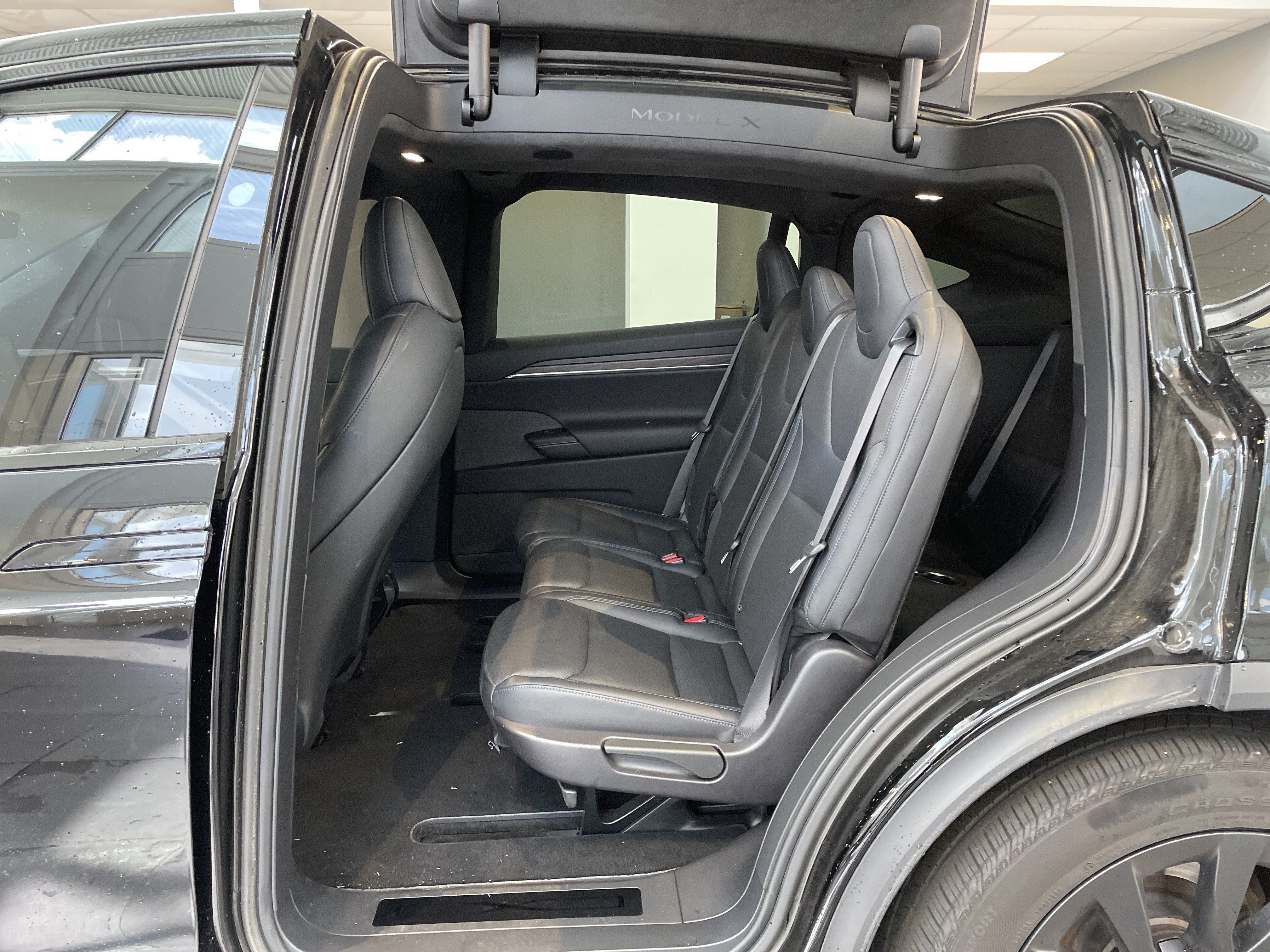 Used 2022 Tesla Model X AWD/4WD image 21