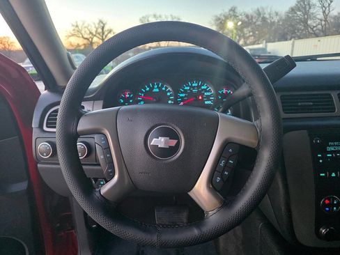 Used 2013 Chevrolet Tahoe LT w/ Suspension Package, Off-Road image 46