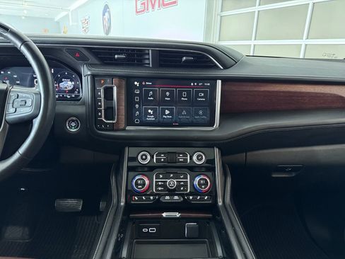 Certified 2023 GMC Yukon XL Denali Ultimate image 21