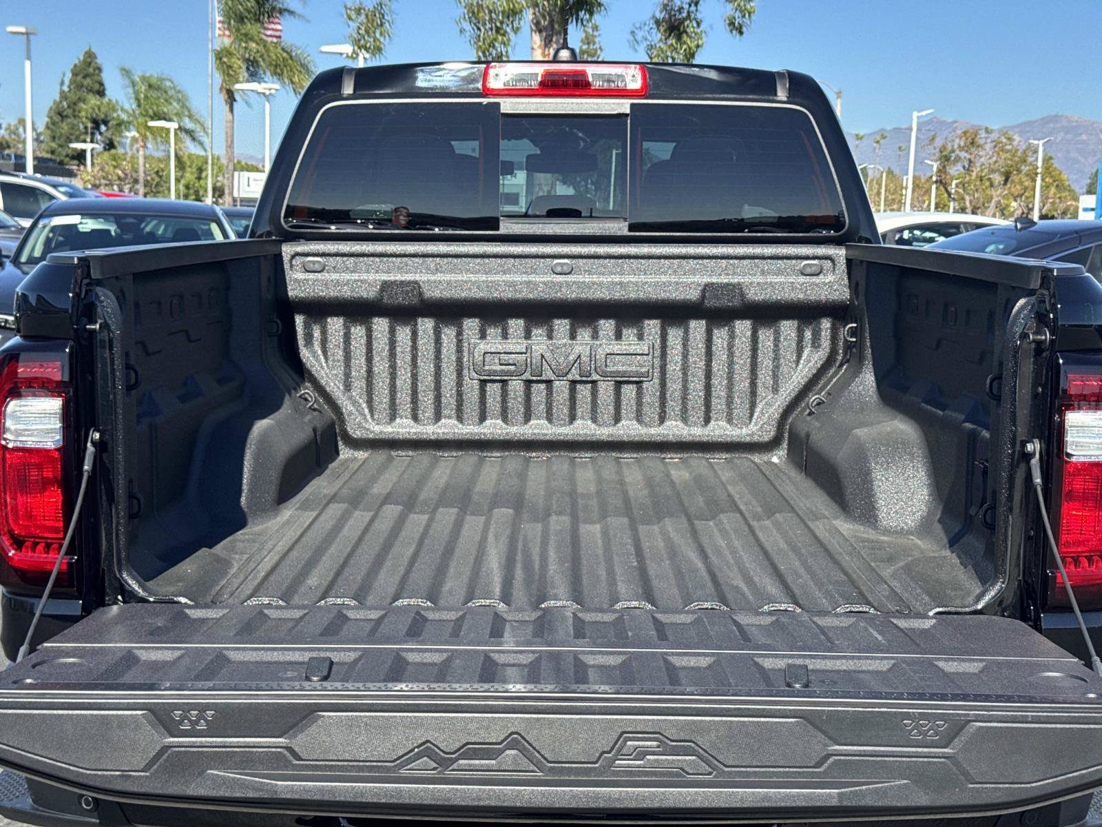 Used 2026 GMC Canyon Denali AWD/4WD image 31