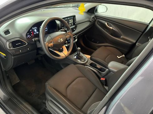 Used 2018 Hyundai Elantra GT FWD image 23