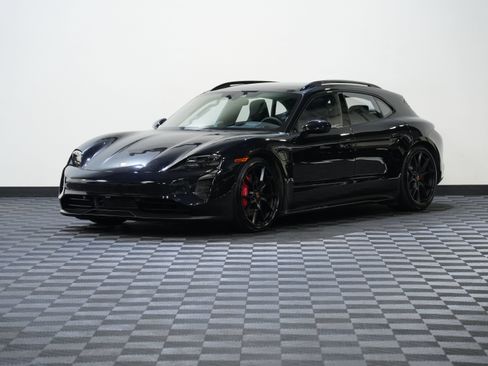 Used 2024 Porsche Taycan GTS w/ Premium Package AWD/4WD image 3