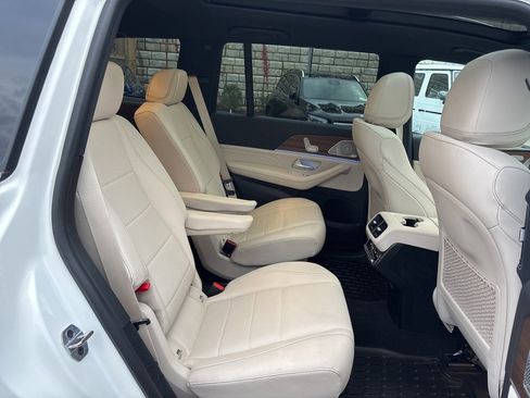 Used 2025 Mercedes-Benz GLS 450 GLS 450 image 18