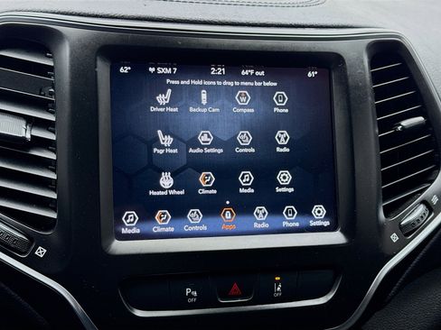 Used 2021 Jeep Cherokee Latitude Lux 80th Anniv w/ Quick Order Package 26U 80TH image 9