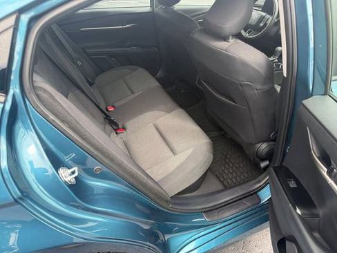 Used 2025 Toyota Camry LE AWD/4WD image 29
