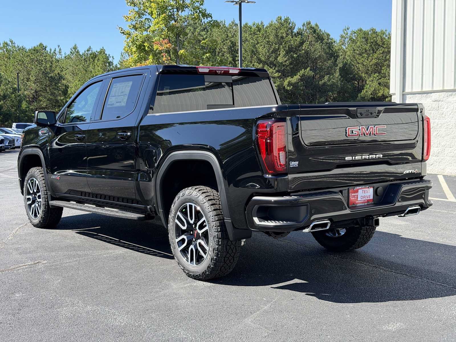 New 2026 GMC Sierra 1500 AT4 w/ AT4 Premium Package AWD/4WD image 25