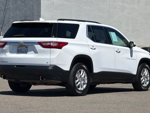 Used 2019 Chevrolet Traverse LT AWD/4WD image 2