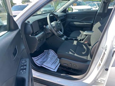 New 2025 Hyundai Kona SEL image 7