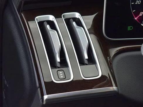 Used 2024 Mercedes-Benz S 500 4MATIC image 20