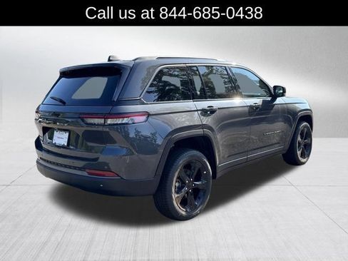New 2026 Jeep Grand Cherokee Limited w/ Limited Altitude Package AWD/4WD image 5