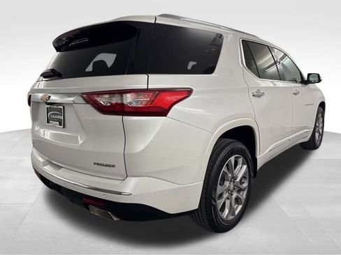 Used 2021 Chevrolet Traverse Premier image 9