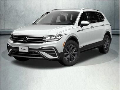 Used 2024 Volkswagen Tiguan SE