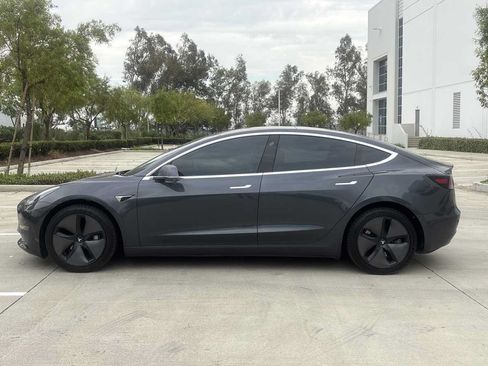 Used 2018 Tesla Model 3 Long Range AWD/4WD image 6