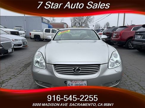 Used 2002 Lexus SC 430 Convertible image 2