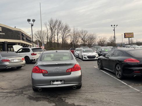 Used 2015 INFINITI Q40 AWD w/ Navigation Package image 10
