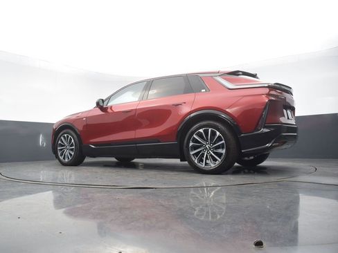 Certified 2024 Cadillac Lyriq Sport AWD/4WD image 46