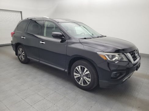 Used 2020 Nissan Pathfinder S FWD image 11