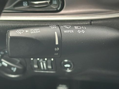 Used 2022 Dodge Challenger R/T Scat Pack RWD image 16