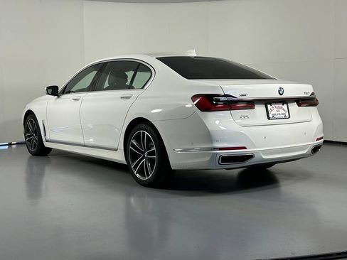 Used 2022 BMW 750i xDrive AWD/4WD image 5