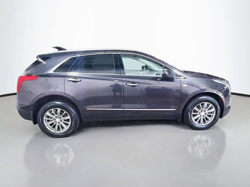 Used 2018 Cadillac XT5 Luxury w/ Driver Awareness Package FWD image 10
