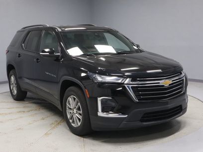 Used 2023 Chevrolet Traverse LT