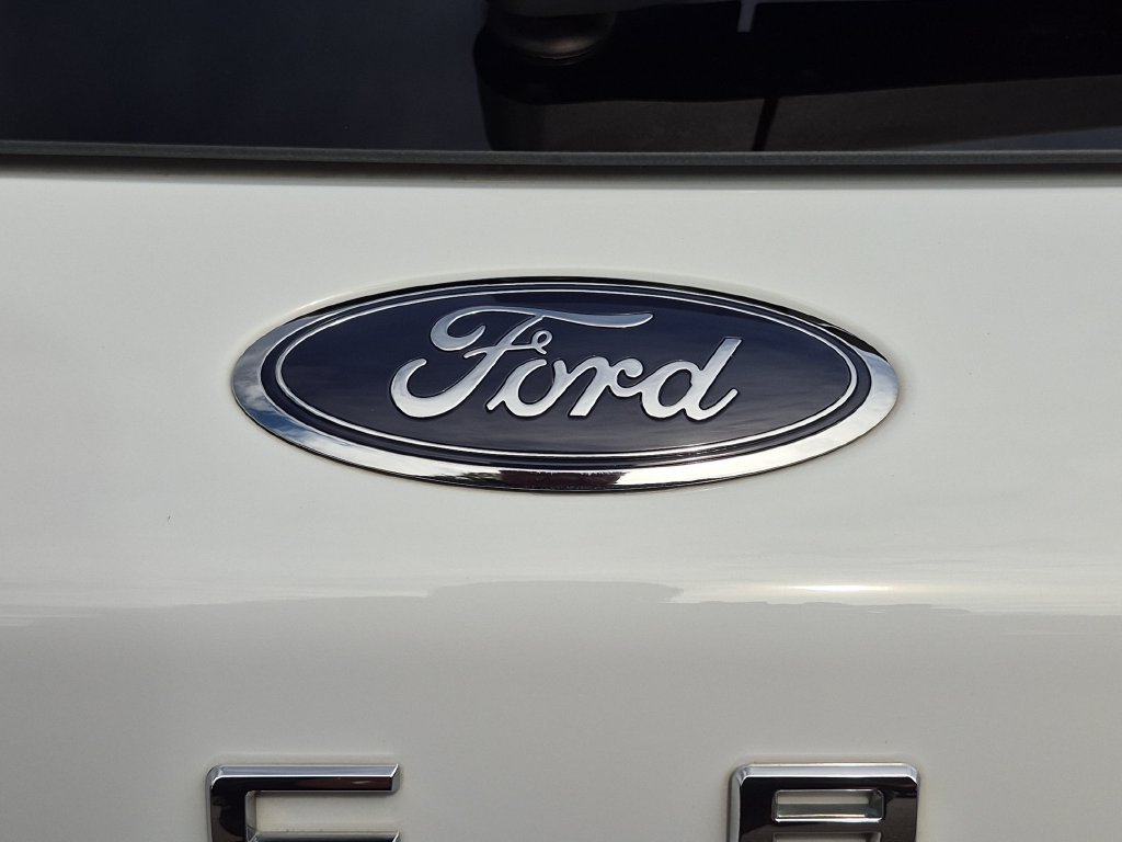 Certified 2023 Ford Escape Active AWD/4WD image 38