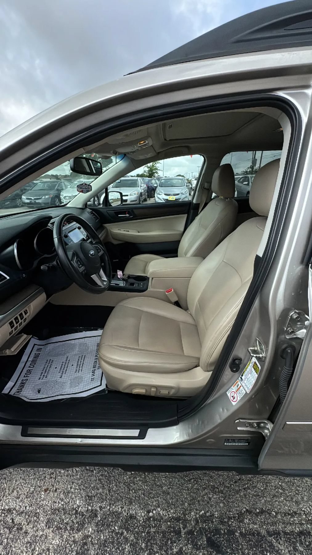 Used 2016 Subaru Outback 3.6R Limited AWD/4WD image 9