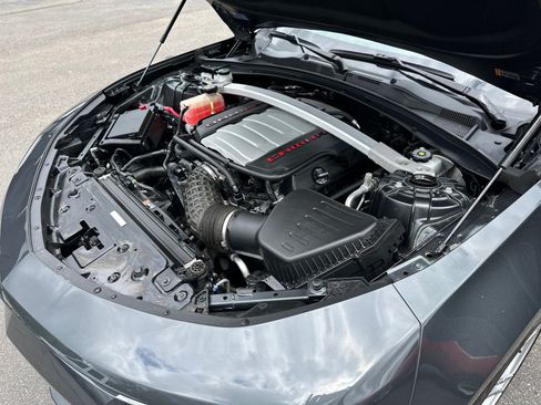 Used 2017 Chevrolet Camaro SS RWD image 22