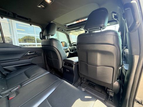 Used 2025 Lexus GX 550 w/ Accessory Package (Z1) AWD/4WD image 37