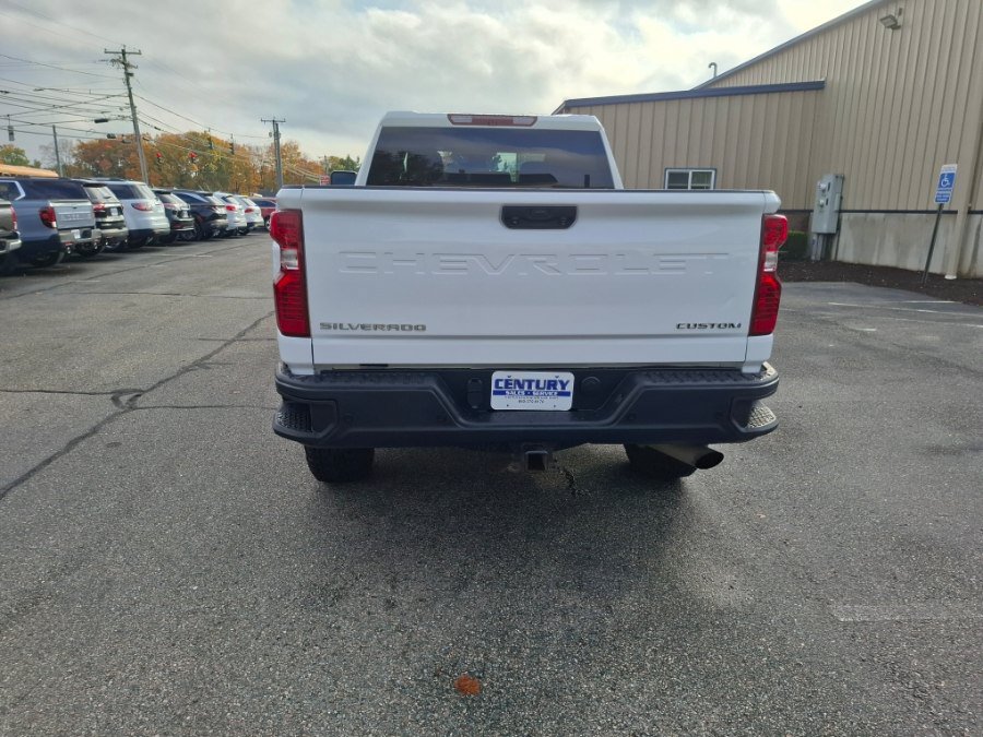 Used 2024 Chevrolet Silverado 2500 Custom w/ Custom Value Package AWD/4WD image 7