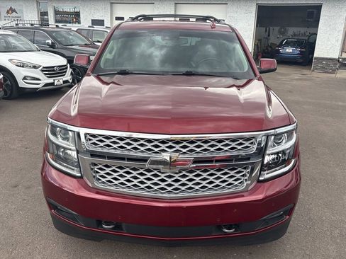 Used 2018 Chevrolet Suburban LT w/ LT Signature Package AWD/4WD image 2