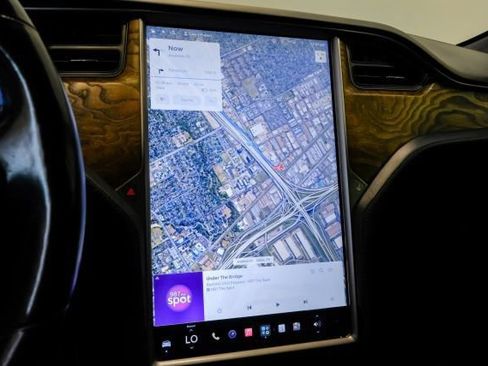 Used 2018 Tesla Model S 100D AWD/4WD image 27