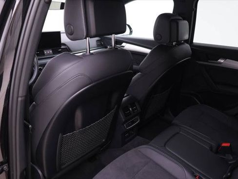 Certified 2024 Audi Q5 e Premium Plus w/ Premium Plus Package image 14