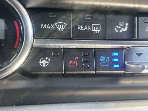 Used 2024 Ford Expedition Limited RWD image 26