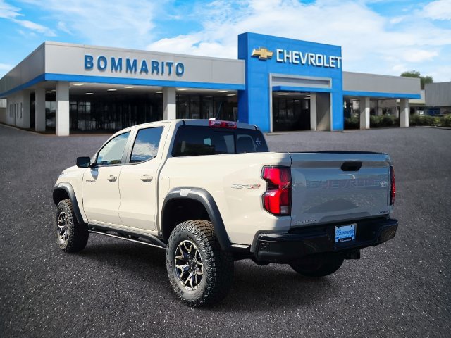 New 2026 Chevrolet Colorado ZR2 w/ Technology Package AWD/4WD image 3