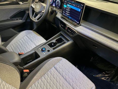 New 2025 Volkswagen Tiguan S image 15