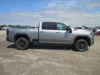 New 2026 GMC Sierra 2500 AT4 w/ AT4 Premium Plus Package