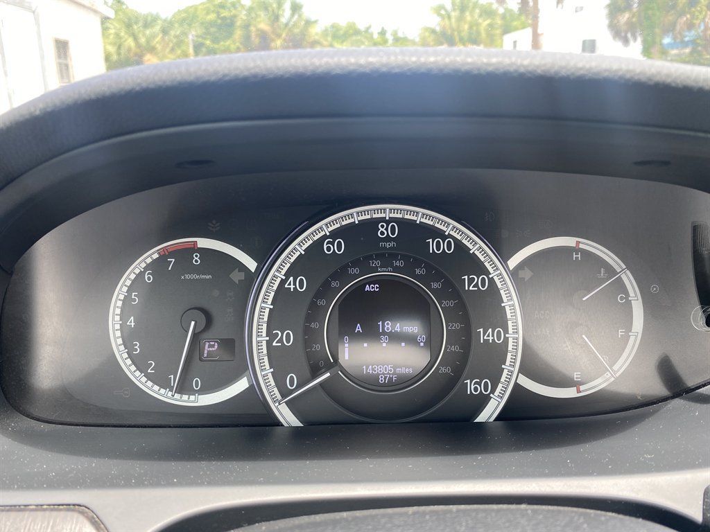 Used 2015 Honda Accord Touring image 19