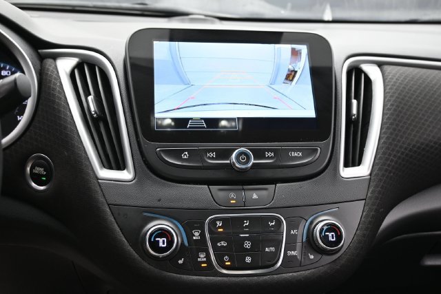 Used 2024 Chevrolet Malibu LT FWD image 24