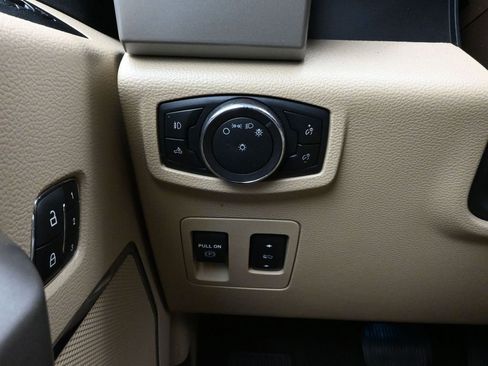 Used 2020 Ford F150 Lariat image 18