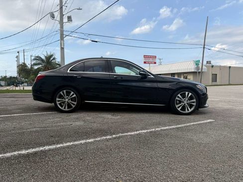 Used 2015 Mercedes-Benz C 300 Sedan image 4