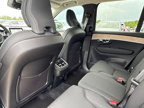 New 2026 Volvo XC90 B5 Core w/ Protection Package Premier image 21