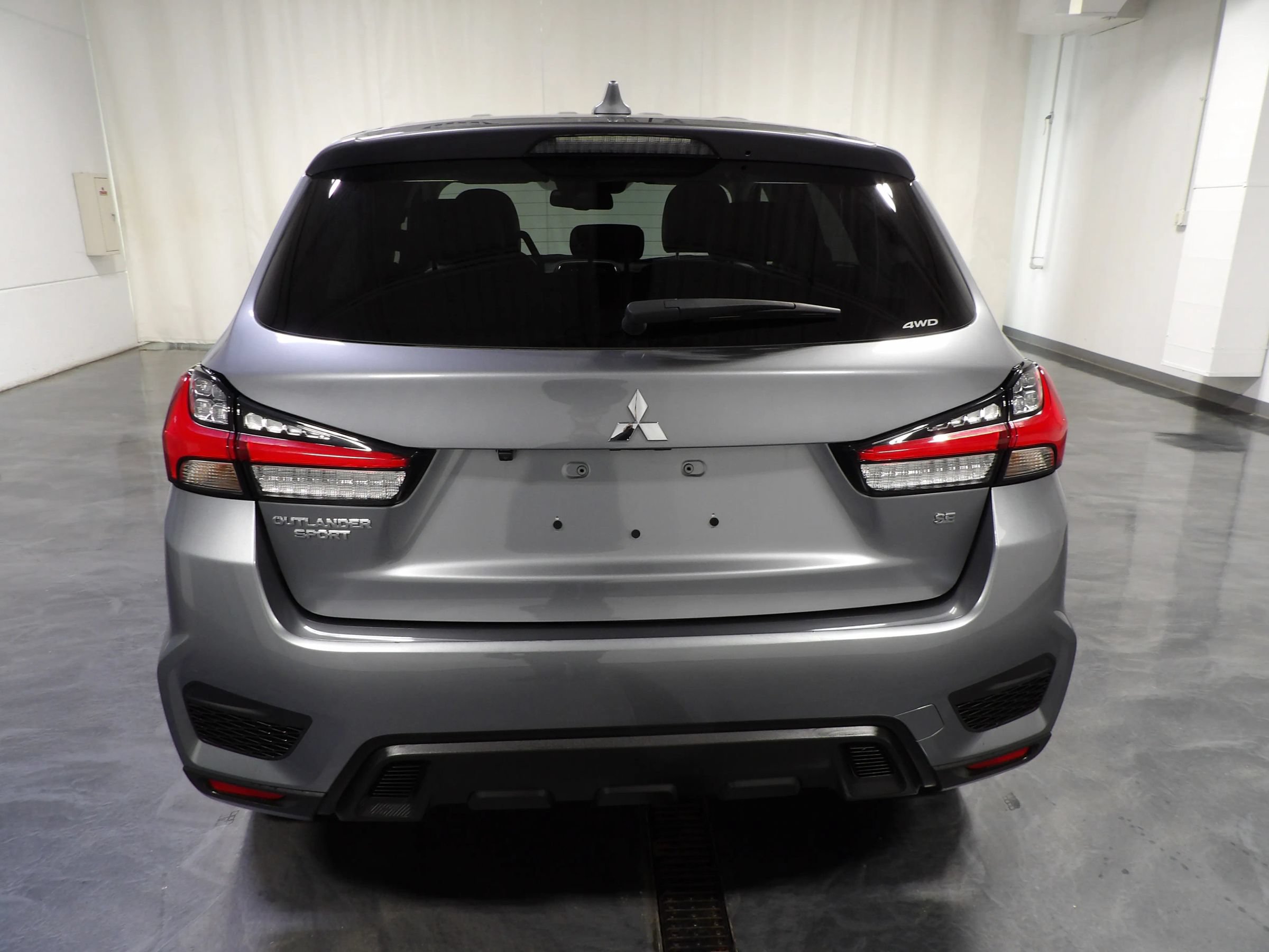 Used 2025 Mitsubishi Outlander Sport ES AWD/4WD image 5