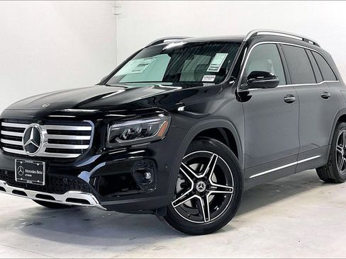 New 2026 Mercedes-Benz GLB 250 image 2